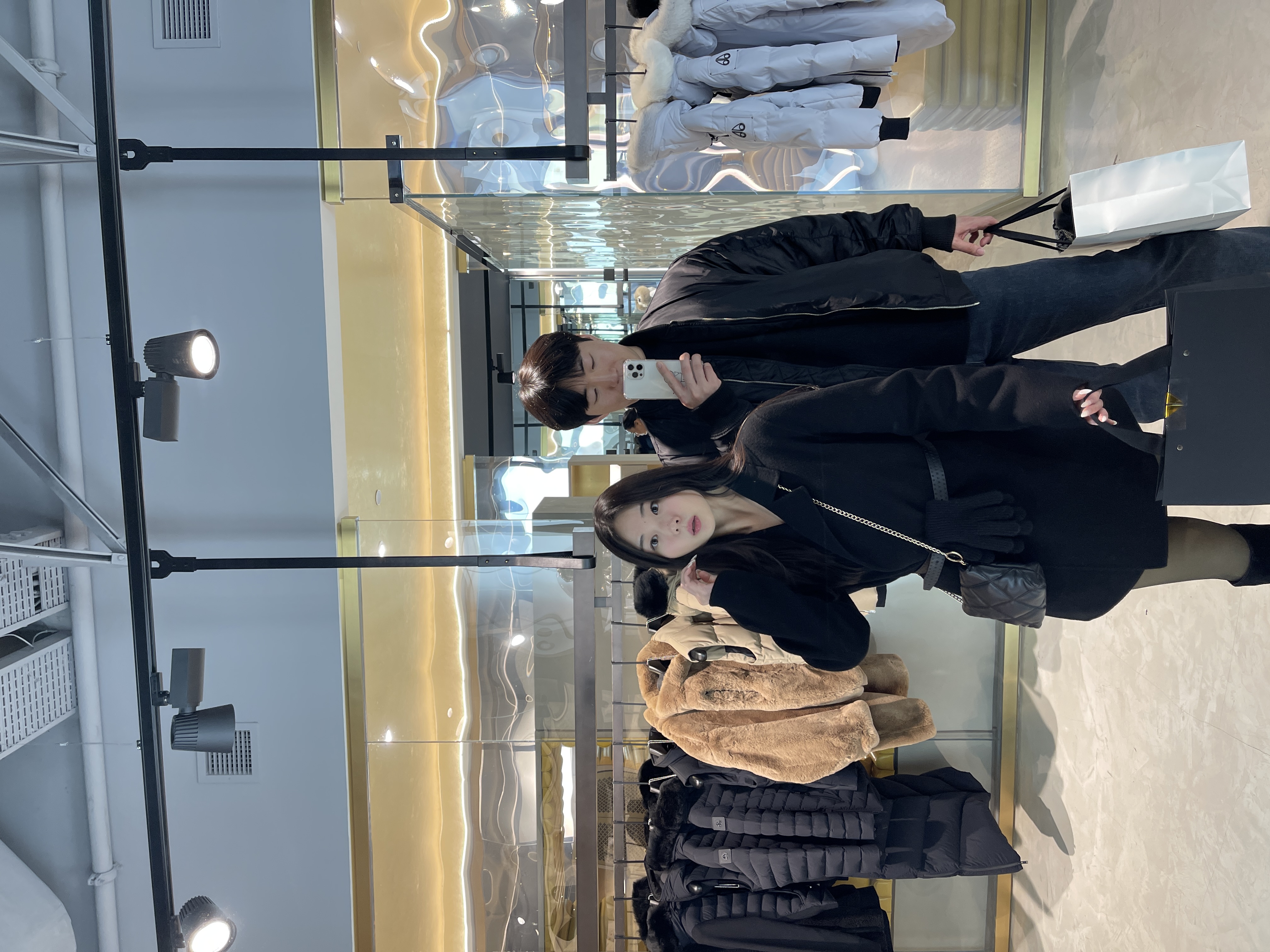 첫 번째 사진
